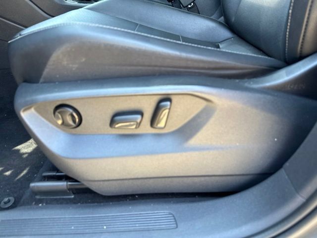 Used 2019 Volkswagen Tiguan SEL R-Line AWD/4WD image 20