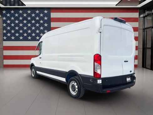 Used 2019 Ford Transit 250 148 Medium Roof image 5