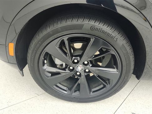 Used 2023 Buick Envision Essence w/ Sport Touring Package image 30