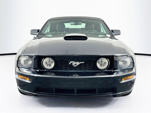 Used 2007 Ford Mustang GT Premium RWD image 2