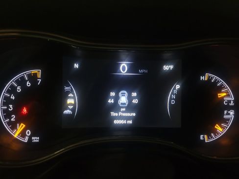 Used 2016 Jeep Grand Cherokee Limited image 23