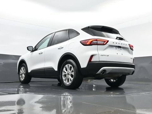 Used 2025 Ford Escape Active AWD/4WD image 22
