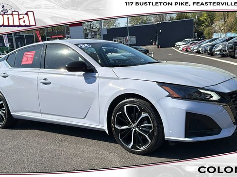 Certified 2024 Nissan Altima 2.5 SR image 1