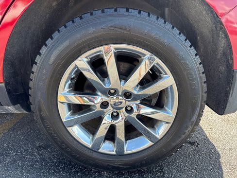 Used 2012 Ford Edge Limited AWD/4WD image 9