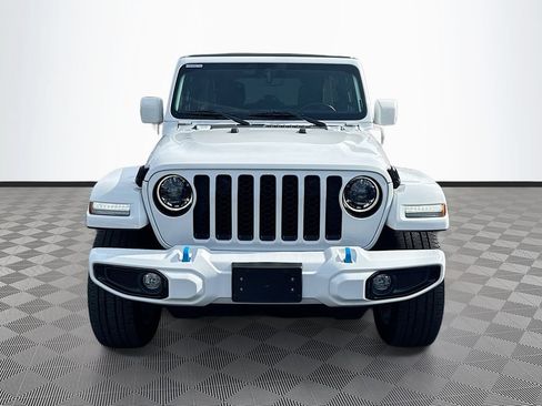 Used 2023 Jeep Wrangler Unlimited Sahara AWD/4WD image 2