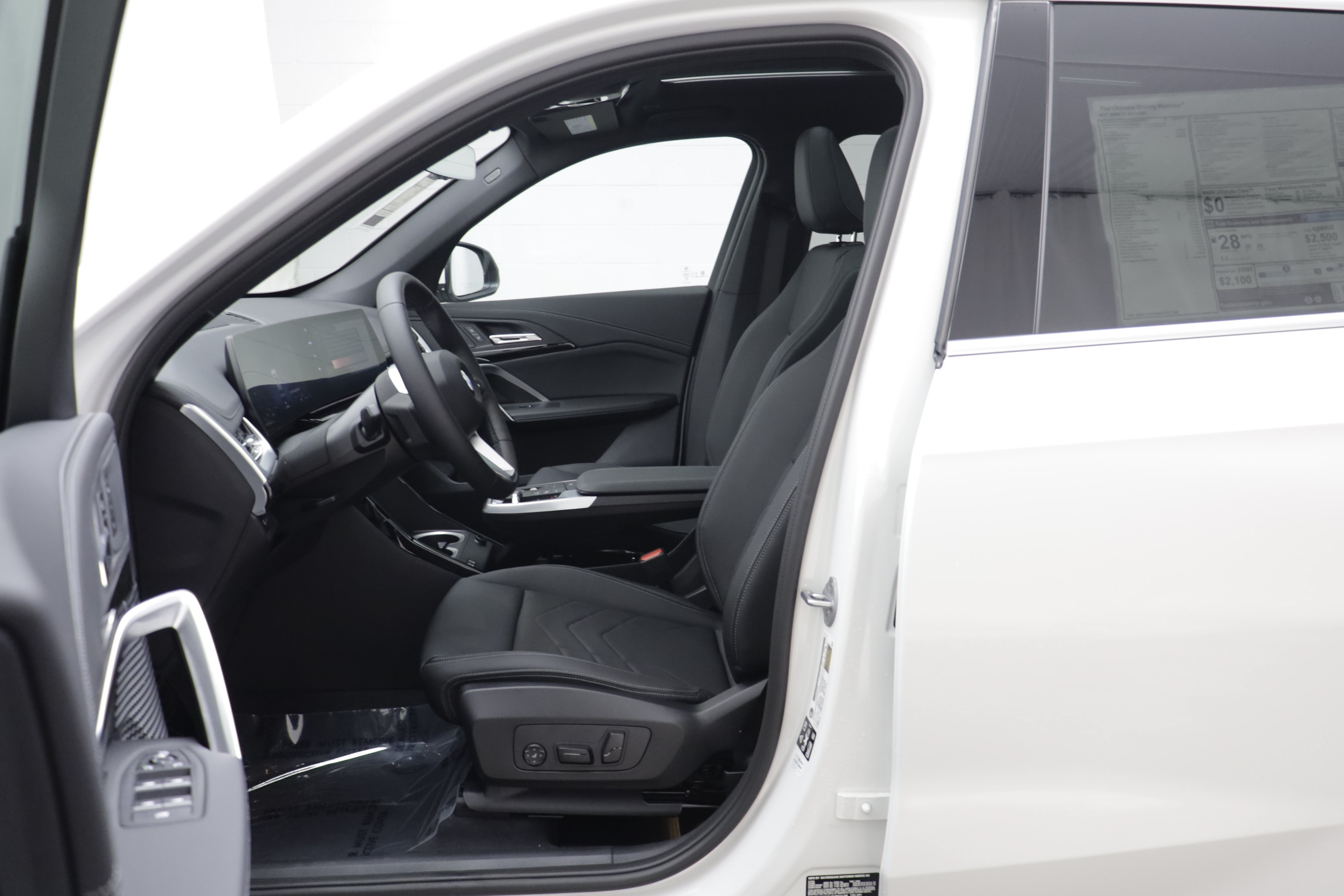 New 2027 BMW X1 xDrive28i AWD/4WD image 6