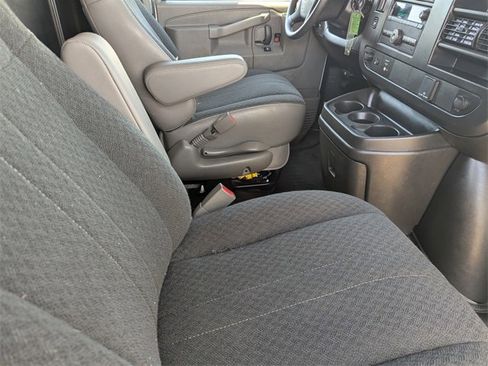 Used 2024 GMC Savana 2500 Work Van w/ Driver Convenience Package image 11