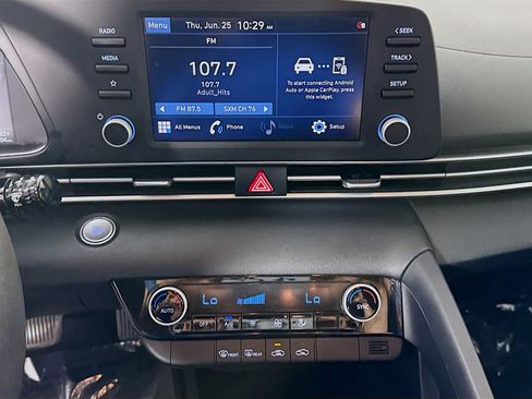 Used 2021 Hyundai Elantra SEL FWD image 18