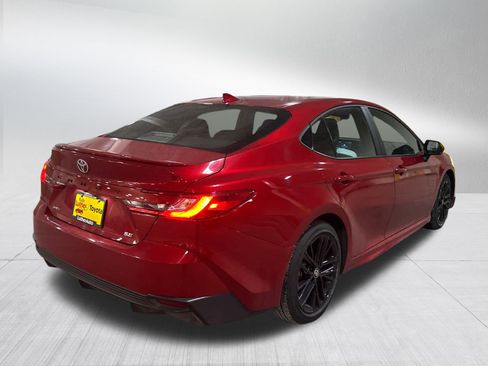 Certified 2025 Toyota Camry SE image 6