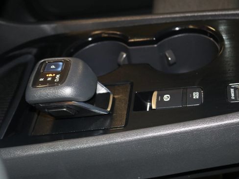Used 2021 Nissan Rogue S FWD image 62