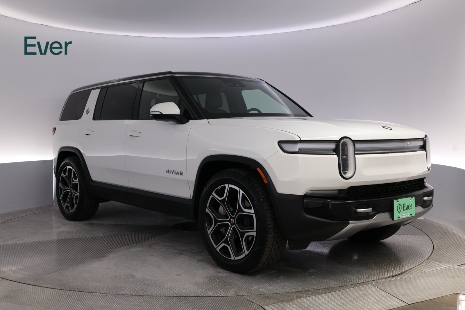 Used 2026 Rivian R1S Adventure Tri AWD/4WD image 13