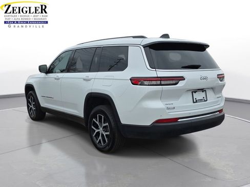 Used 2024 Jeep Grand Cherokee L Limited image 7
