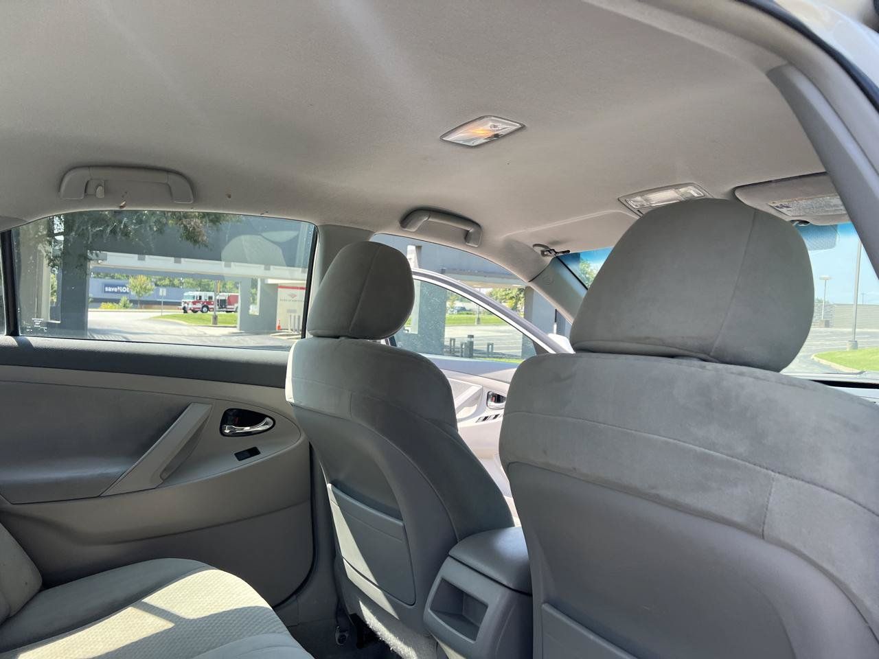 Used 2009 Toyota Camry FWD image 29