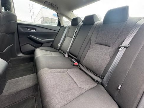 Used 2024 Honda Accord EX image 12