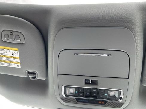 New 2025 Ford F350 Lariat w/ Lariat Ultimate Package image 21