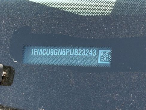 Used 2023 Ford Escape Active image 11