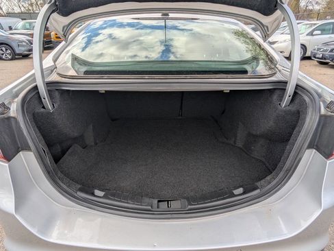 Used 2017 Ford Fusion SE w/ Fusion SE Technology Package image 29