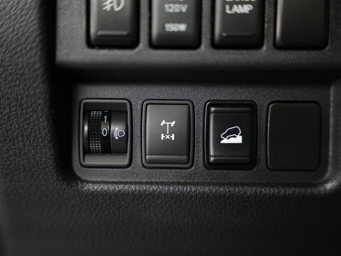 Used 2019 Nissan Titan PRO-4X image 51