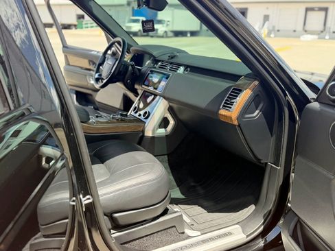 Used 2019 Land Rover Range Rover Long Wheelbase Supercharged AWD/4WD image 27