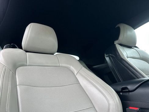 Used 2024 Ford Mustang Premium image 20