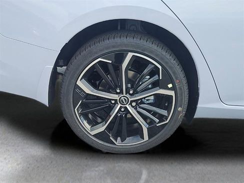 New 2025 Nissan Altima 2.5 SR image 3