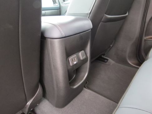 Certified 2022 Chevrolet Colorado Z71 AWD/4WD image 15