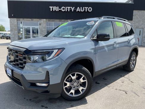Used 2022 Honda Passport TrailSport image 1
