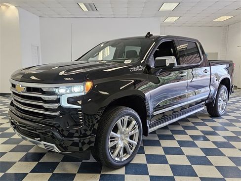 New 2026 Chevrolet Silverado 1500 High Country image 3