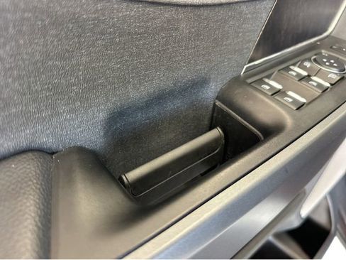 New 2026 Ford F250 Lariat w/ Black Appearance Package image 40