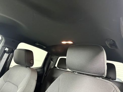 New 2025 GMC Canyon Elevation w/ Convenience Package image 12