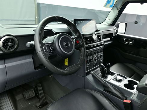 Used 2024 INEOS Grenadier Fieldmaster Edition image 12