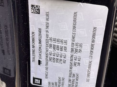 Used 2021 GMC Yukon Denali w/ Denali Premium Package image 31