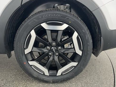 Used 2023 Kia Telluride EX w/ EX Captain's Chair Package image 54