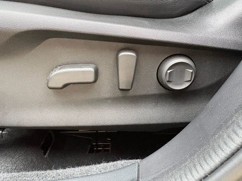 Used 2023 Subaru Forester Touring AWD/4WD image 10