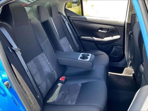 Certified 2025 Nissan Sentra SR FWD image 26