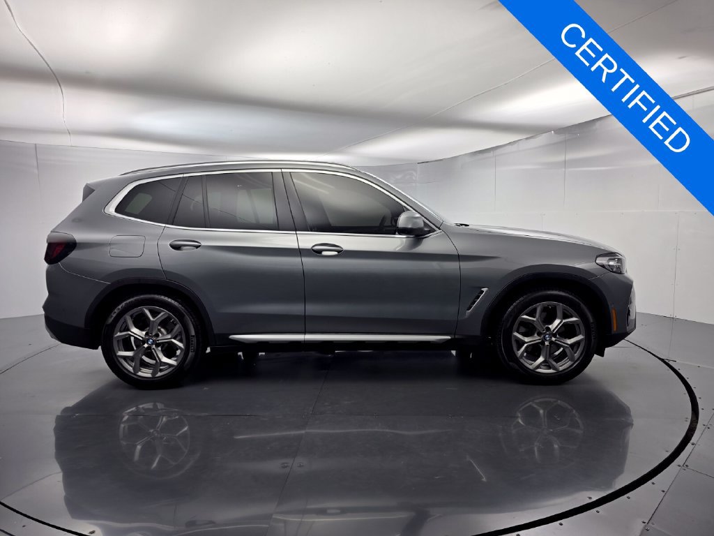 Certified 2024 BMW X3 xDrive30i w/ Premium Package w/ZPA AWD/4WD image 3
