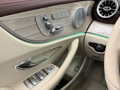 Used 2018 Mercedes-Benz E 400 4MATIC Cabriolet image 17
