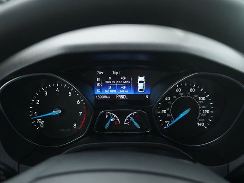 Used 2017 Ford Focus SE image 23