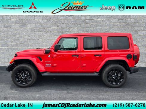 Used 2024 Jeep Wrangler Unlimited Sahara w/ Safety Group AWD/4WD image 2