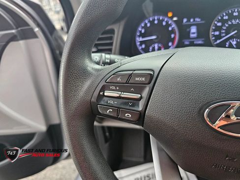 Used 2020 Hyundai Elantra SEL FWD image 18