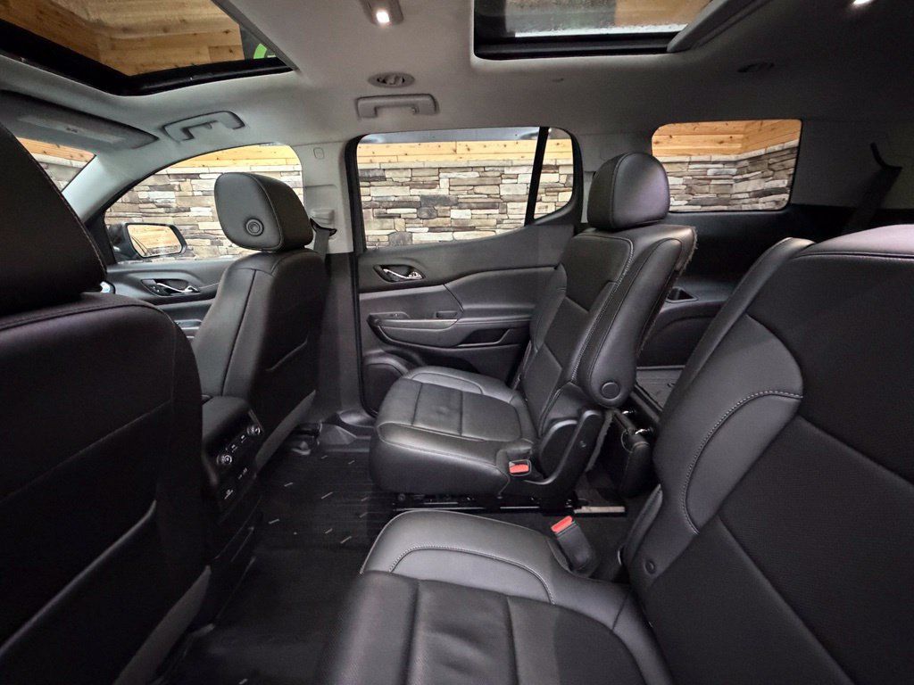 Used 2021 GMC Acadia SLT AWD/4WD image 47