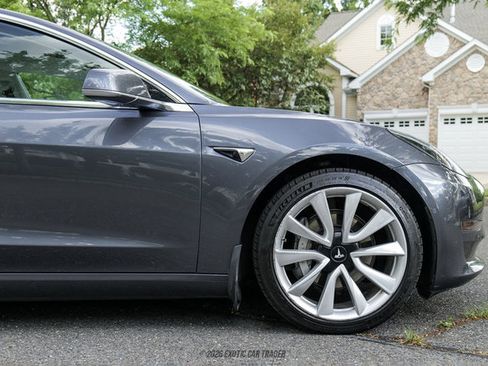 Used 2018 Tesla Model 3 Long Range AWD/4WD image 11