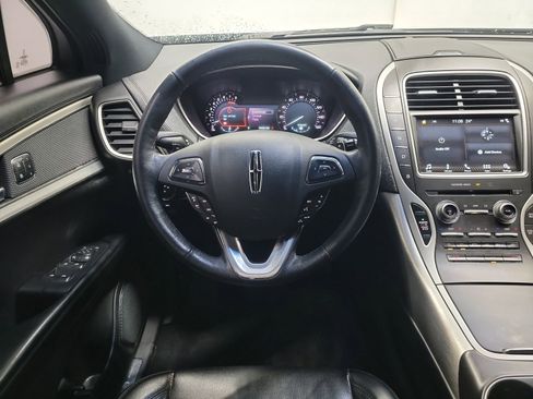 Used 2016 Lincoln MKX Premiere w/ Cargo Accessories Package image 23