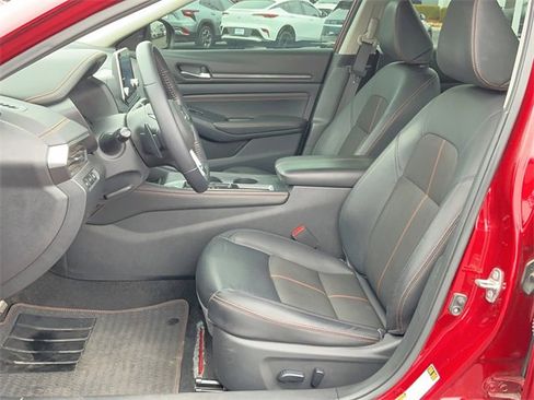 Used 2020 Nissan Altima 2.5 SR image 13