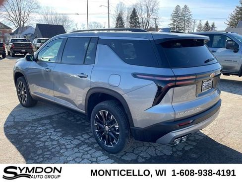 New 2026 Chevrolet Traverse LT w/ Sun and Wheel Package image 5