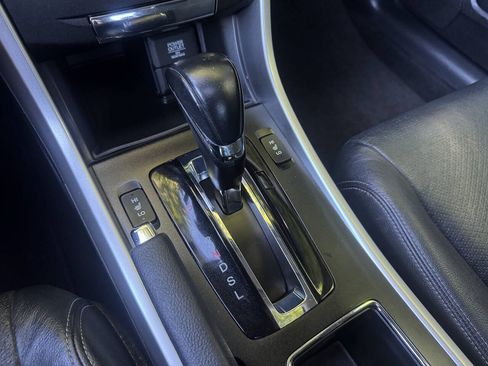 Used 2015 Honda Accord EX-L image 16