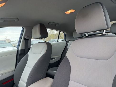 Used 2020 Hyundai Ioniq SE image 9