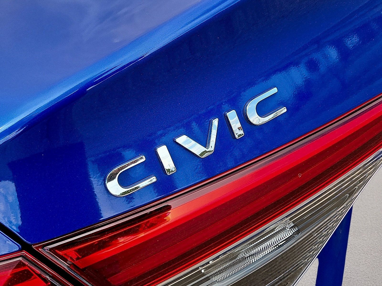 Used 2022 Honda Civic Sport image 11
