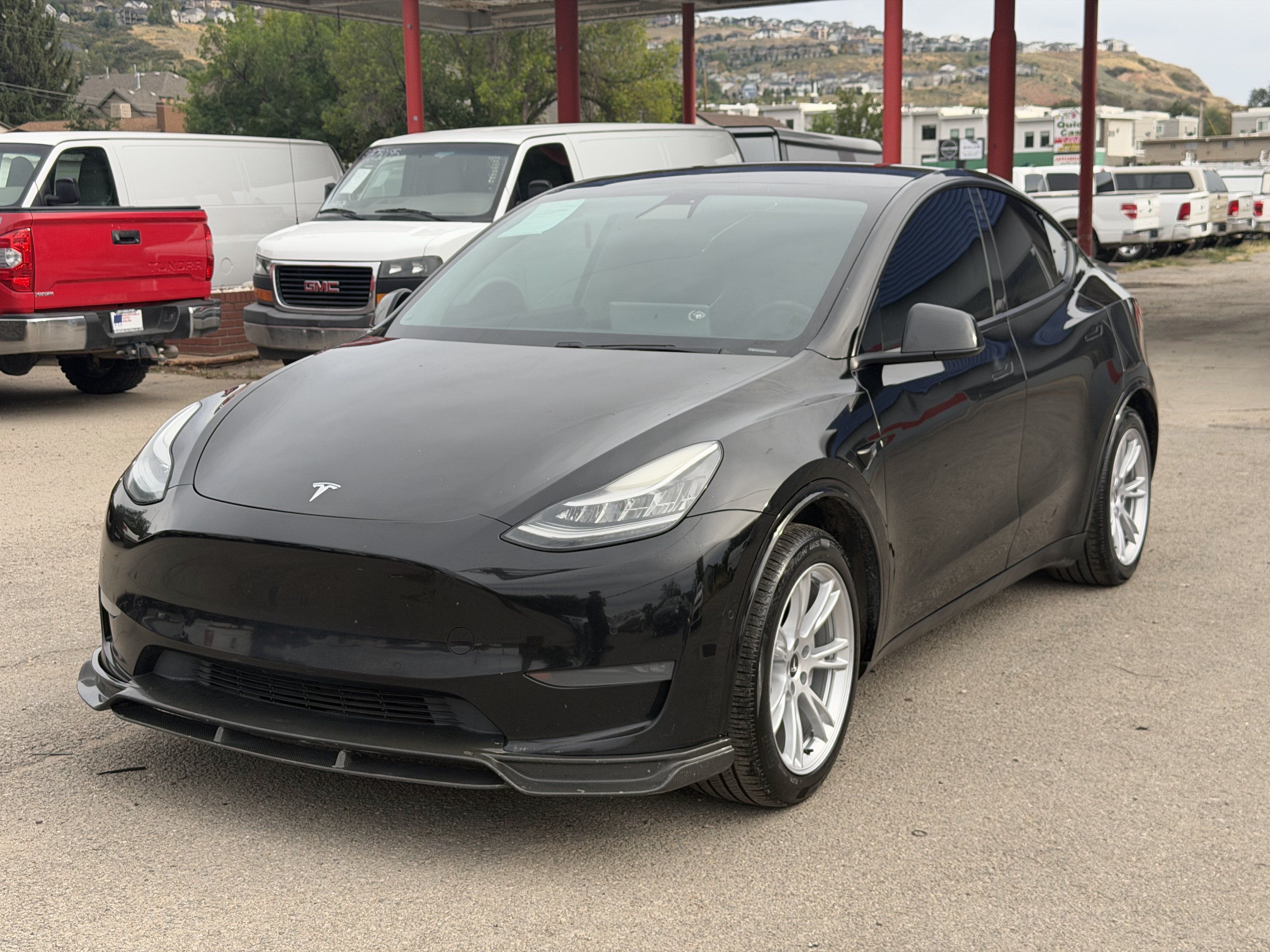 Used 2020 Tesla Model Y Long Range AWD/4WD image 2
