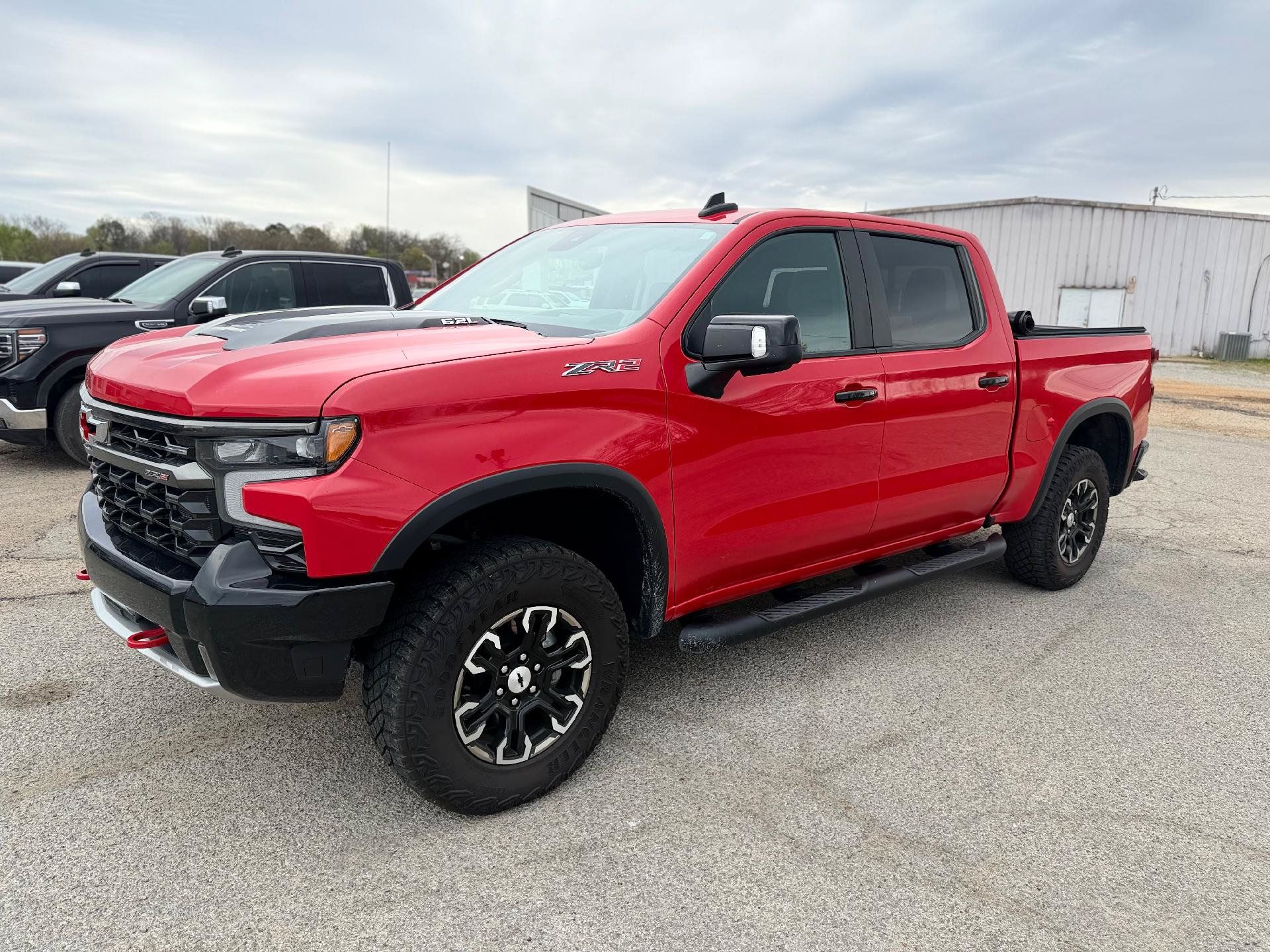 Used 2023 Chevrolet Silverado 1500 ZR2 w/ Technology Package AWD/4WD image 7